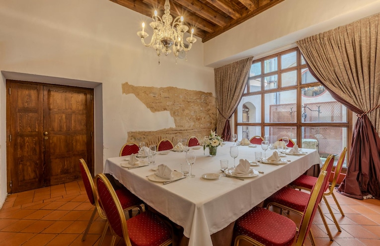 Restaurants - 1
