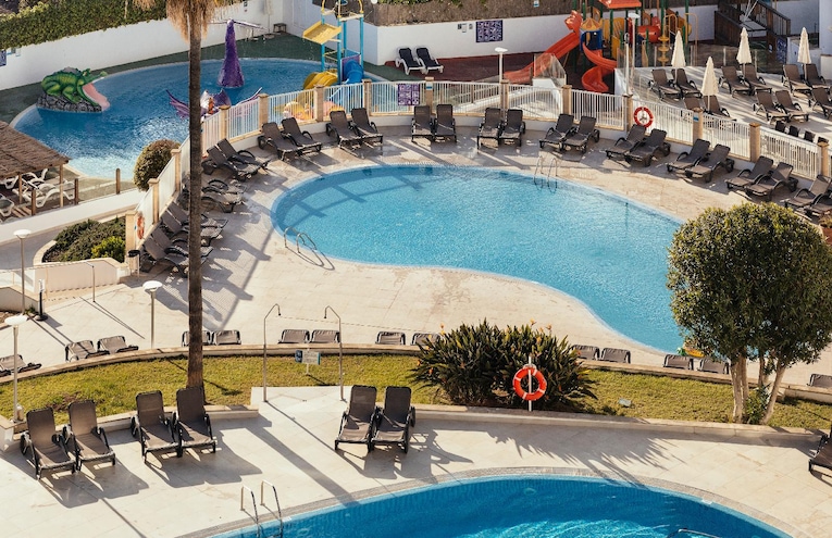 Swimming pools - 2