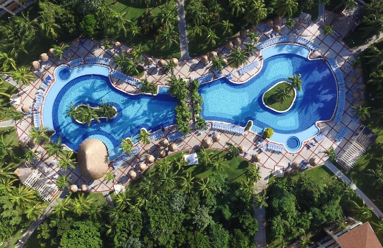 Swimming pools - 1