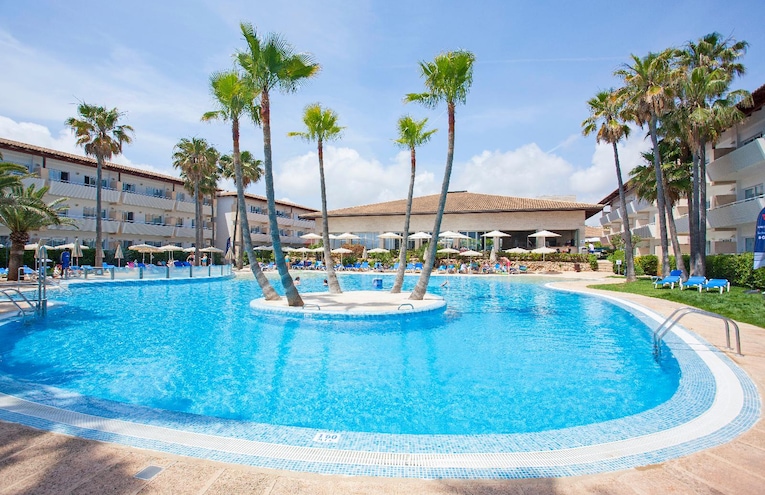 Swimming pools - 2