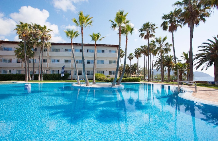 Swimming pools - 6