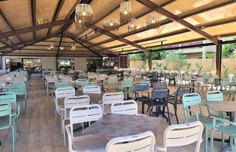Restaurants - 13