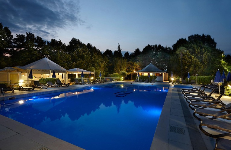 Swimming pools - 1
