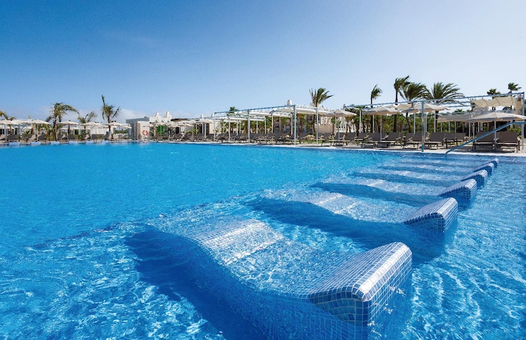Swimming pools - 1