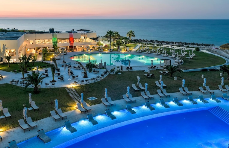 Swimming pools - 1