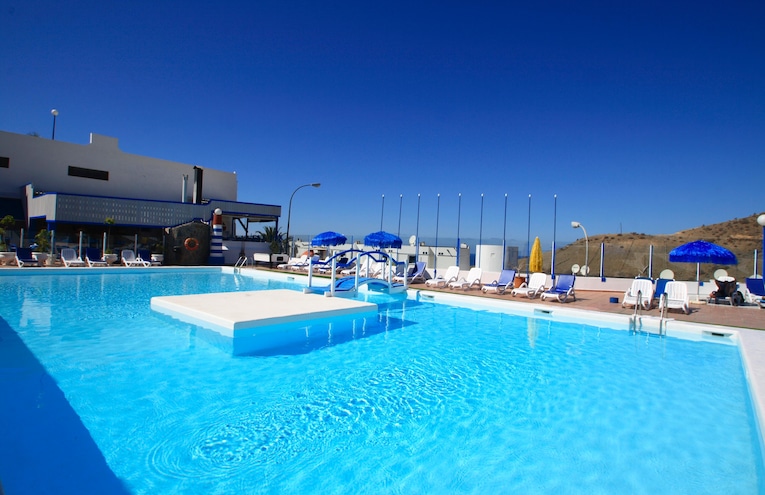 Swimming pools - 1