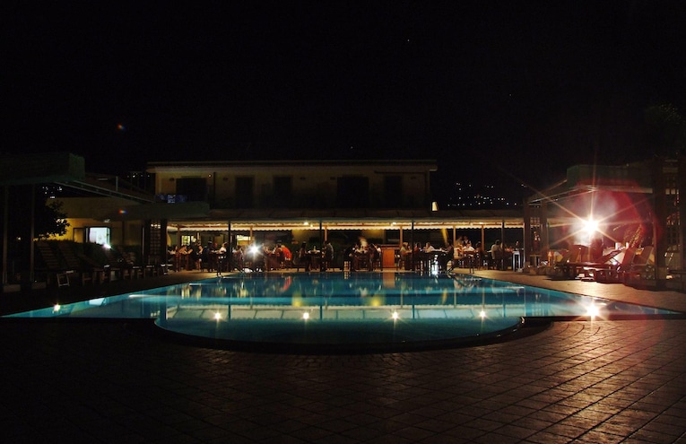 Swimming pools - 1