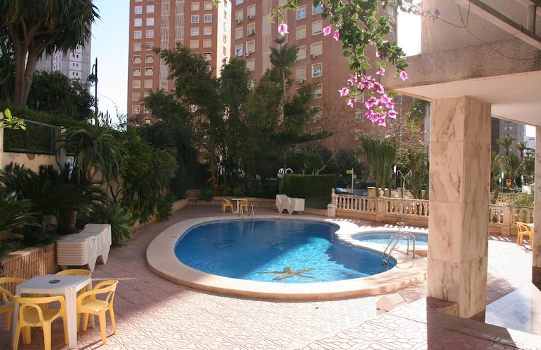 Swimming pools - 1