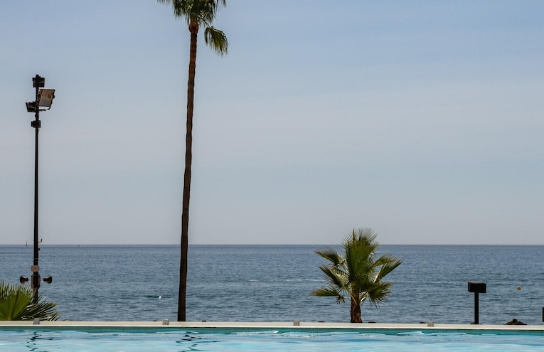 Swimming pools - 1