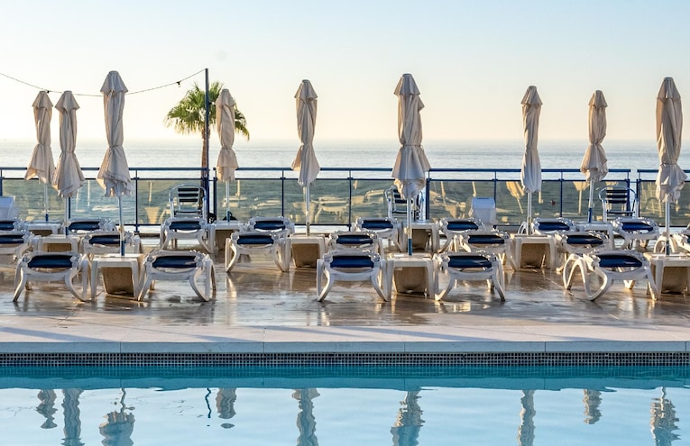 Swimming pools - 1