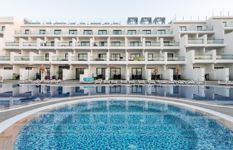 Swimming pools - 2