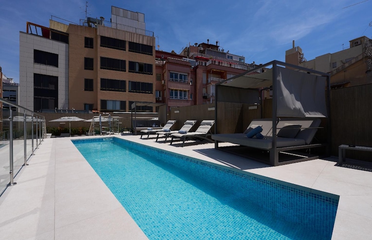 Swimming pools - 1
