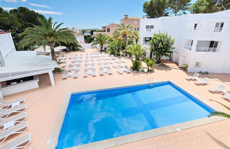 Swimming pools - 1