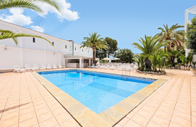Swimming pools - 2