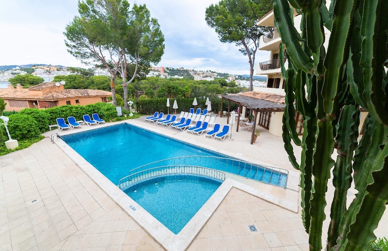 Swimming pools - 2