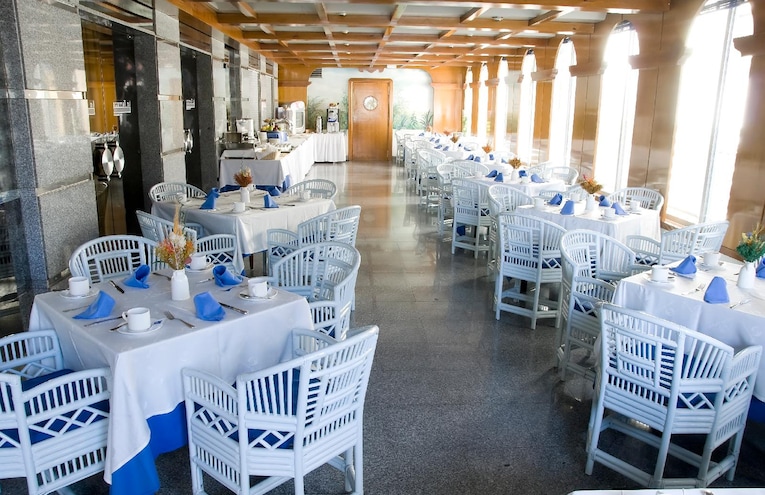 Restaurants - 10