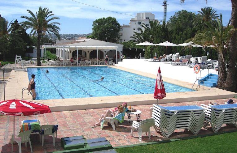 Swimming pools - 2