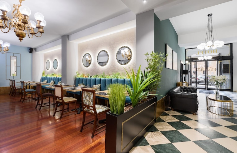 Restaurants - 4
