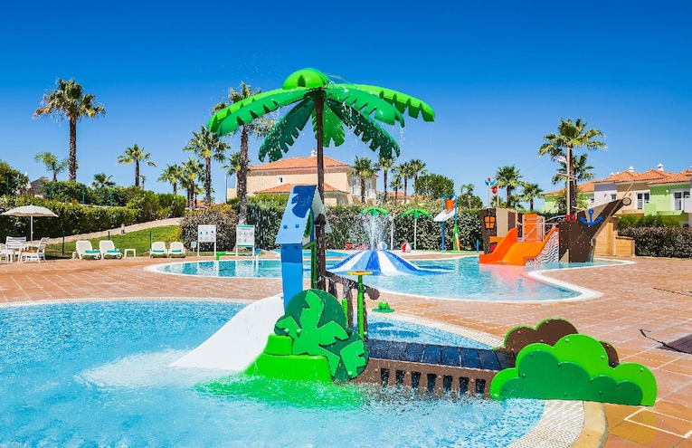 Swimming pools - 7