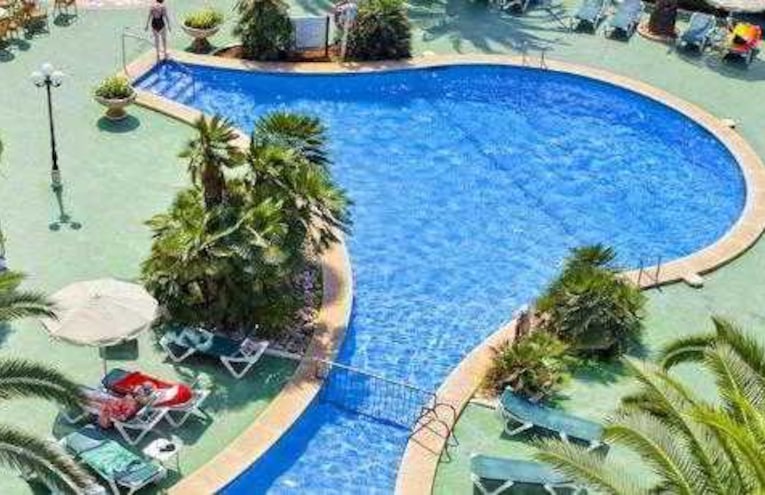 Swimming pools - 2
