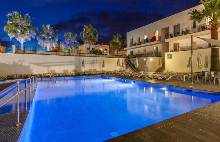 Swimming pools - 2