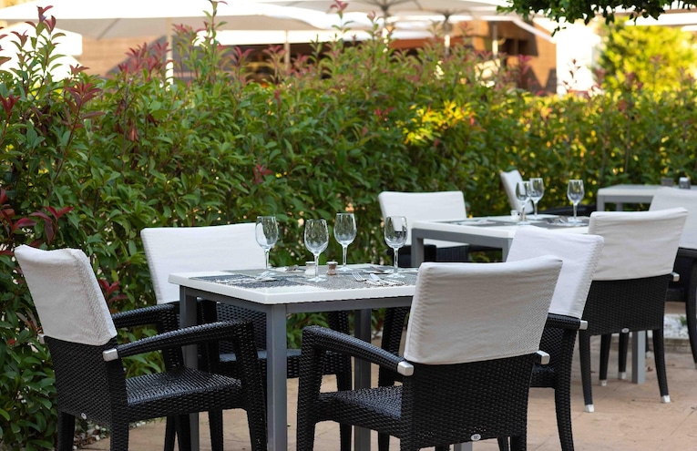 Restaurants - 1