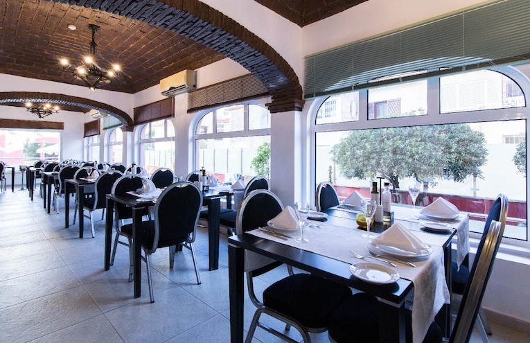 Restaurants - 5