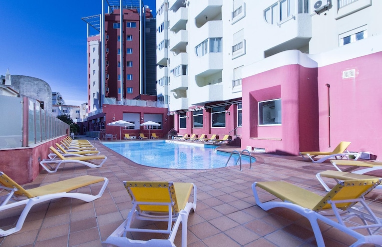 Swimming pools - 1
