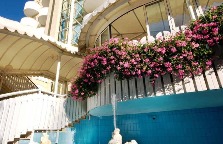 Swimming pools - 1