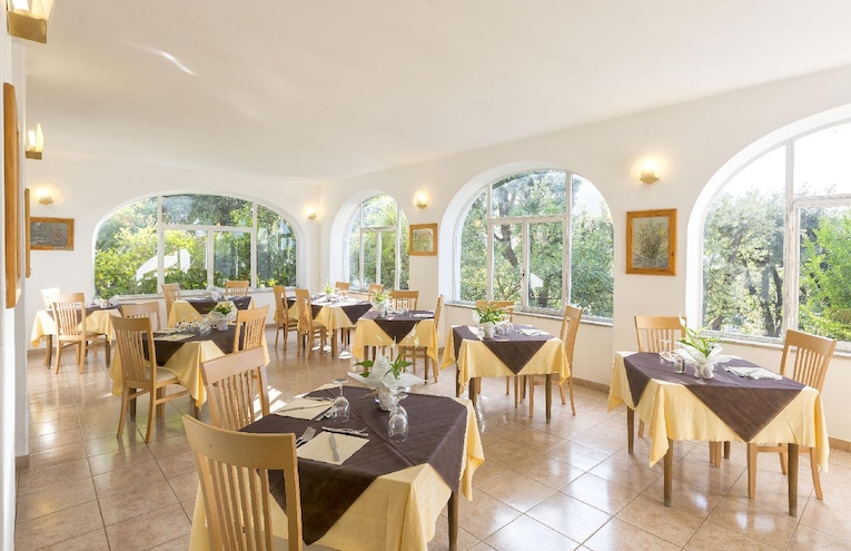Restaurants - 1
