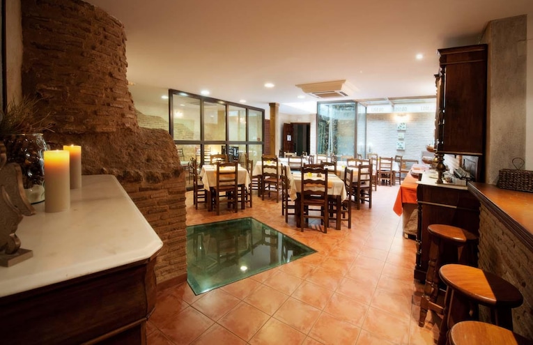 Restaurants - 3
