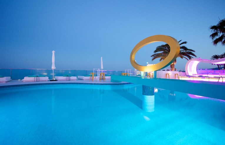 Swimming pools - 2