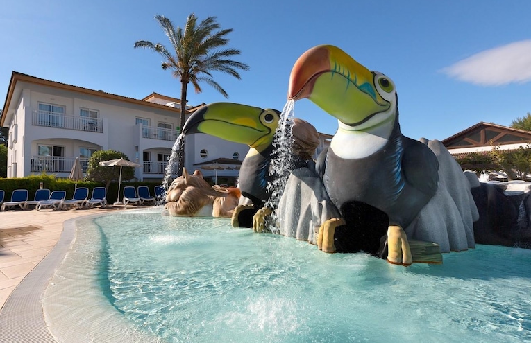 Swimming pools - 4
