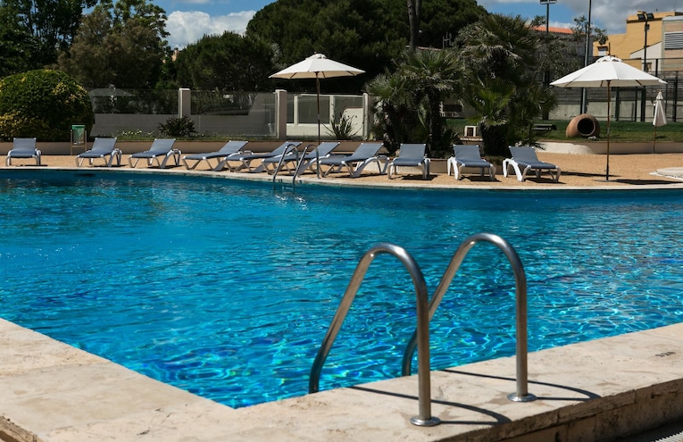 Swimming pools - 2