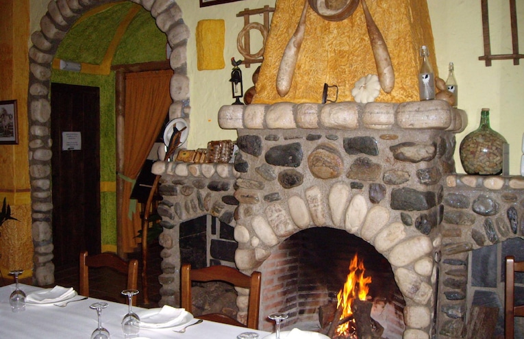 Restaurants - 6