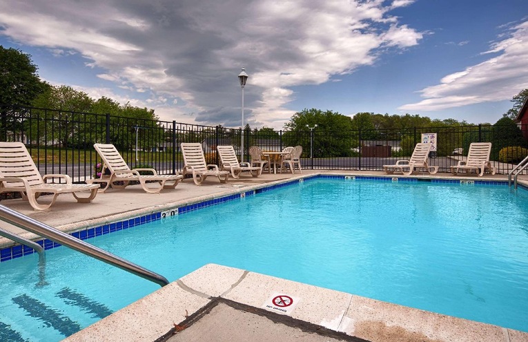 Swimming pools - 1