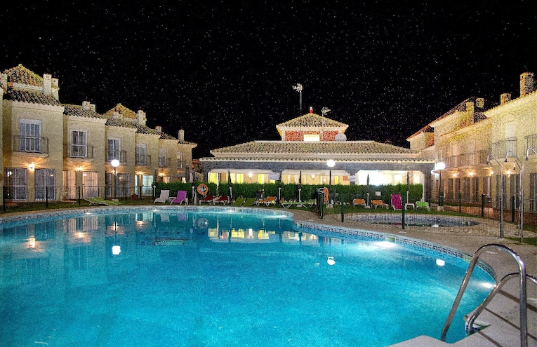 Swimming pools - 1