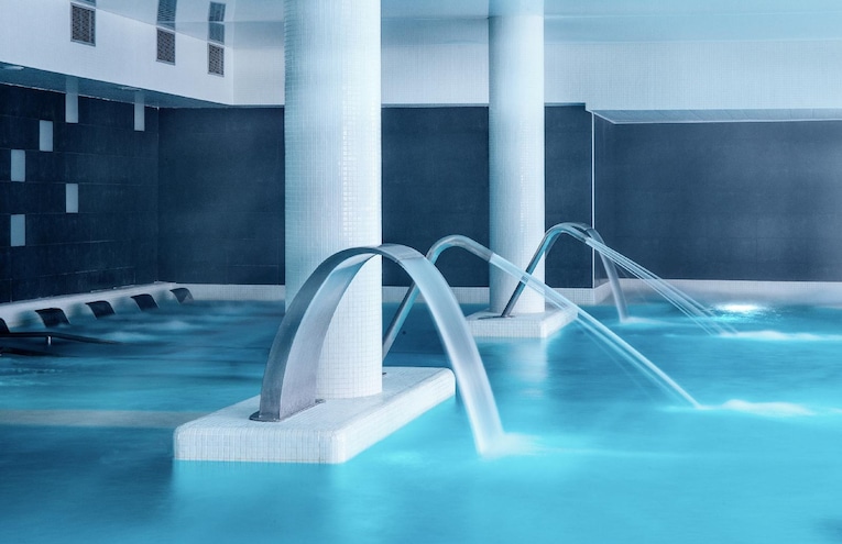 Swimming pools - 1