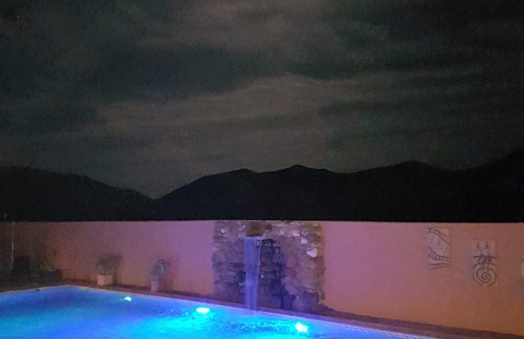 Swimming pools - 1