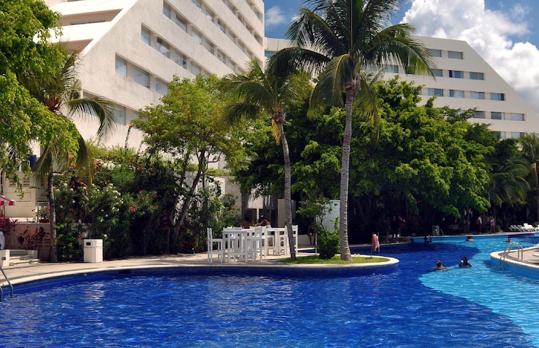Swimming pools - 2