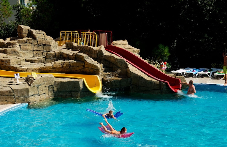 Swimming pools - 3