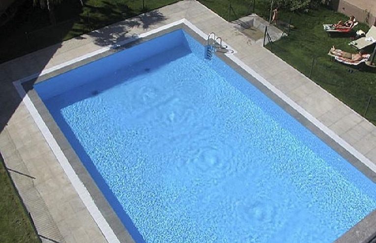 Swimming pools - 1