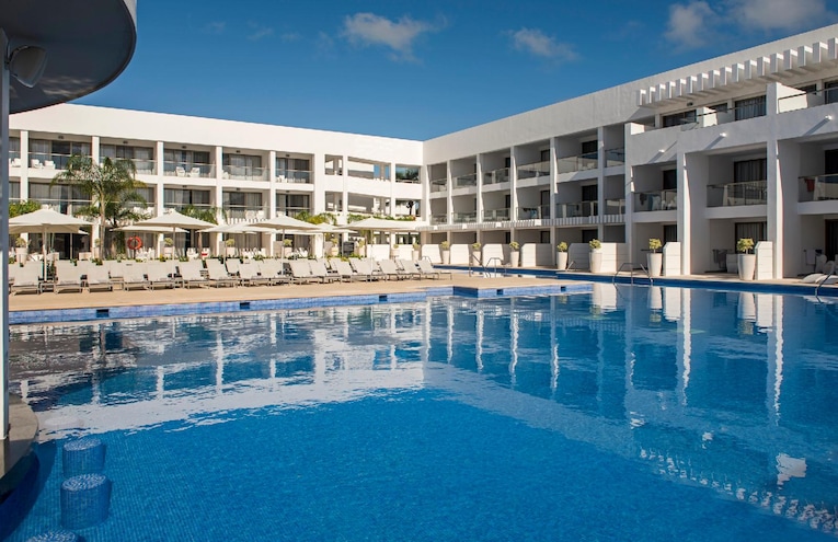 Swimming pools - 3