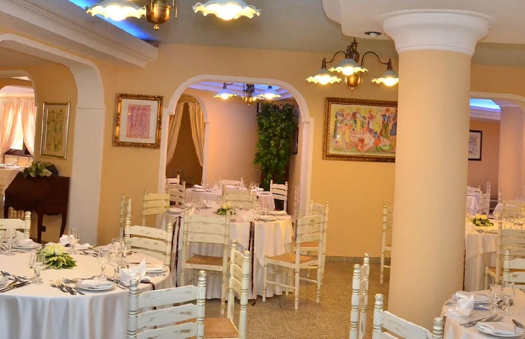 Restaurants - 1