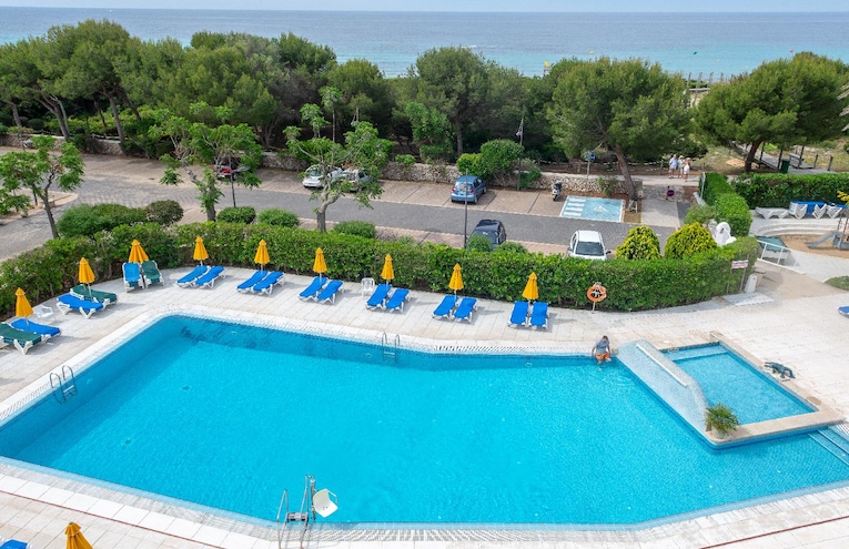 Swimming pools - 1
