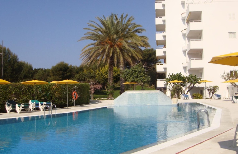 Swimming pools - 2
