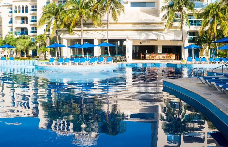 Swimming pools - 1