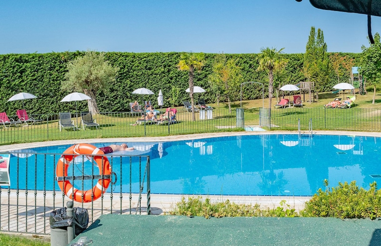 Swimming pools - 3