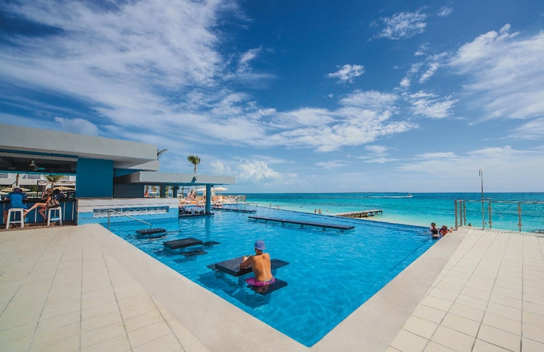 Swimming pools - 1