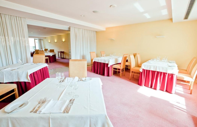 Restaurants - 1